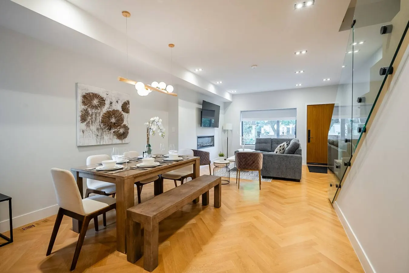 Luxury 4BR House Beautifully Designed Sleeps 8 2