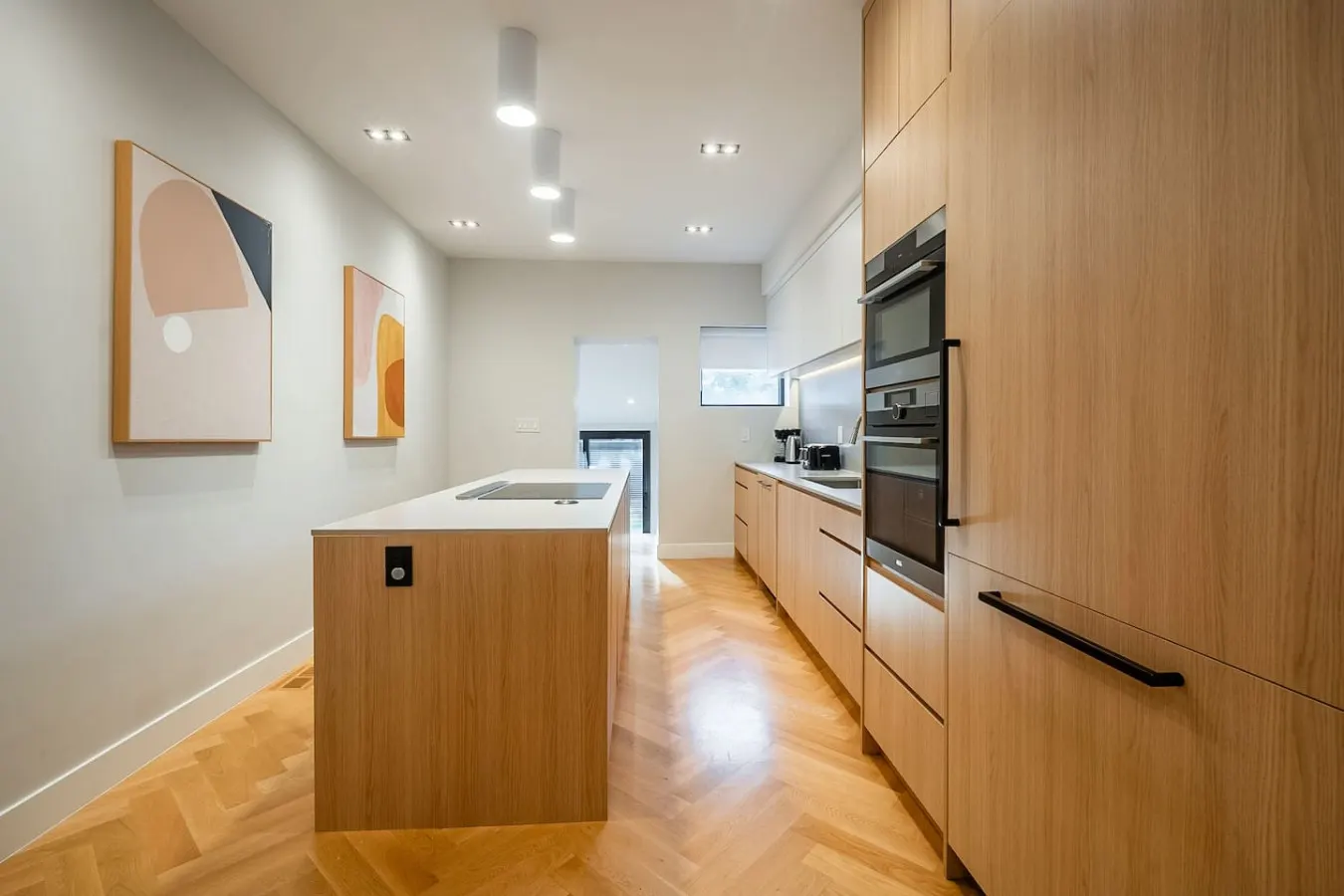 Luxury 4BR House Beautifully Designed Sleeps 8 8