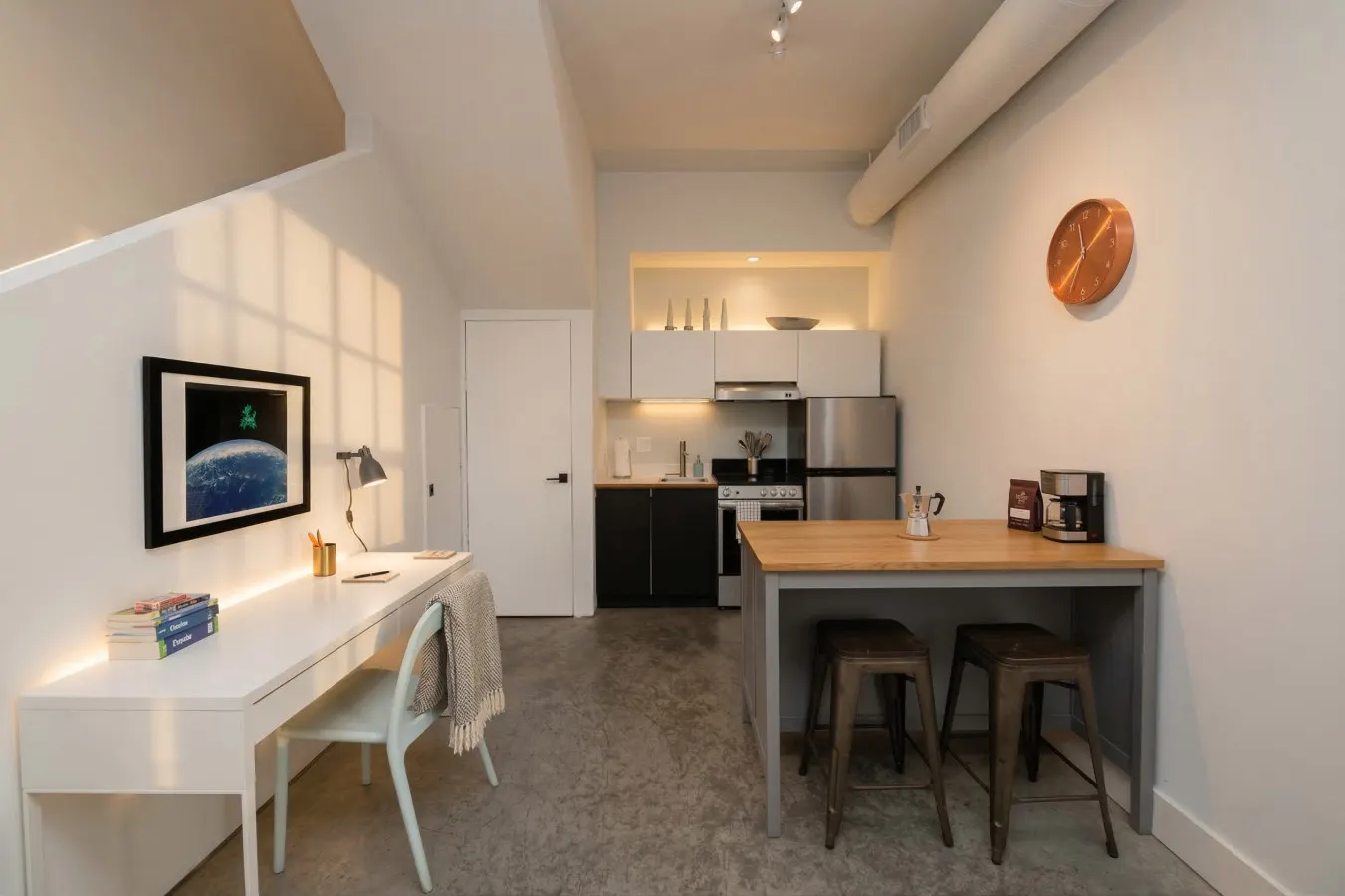 Stylish Artist Loft, Steps from TQL Stadium 13