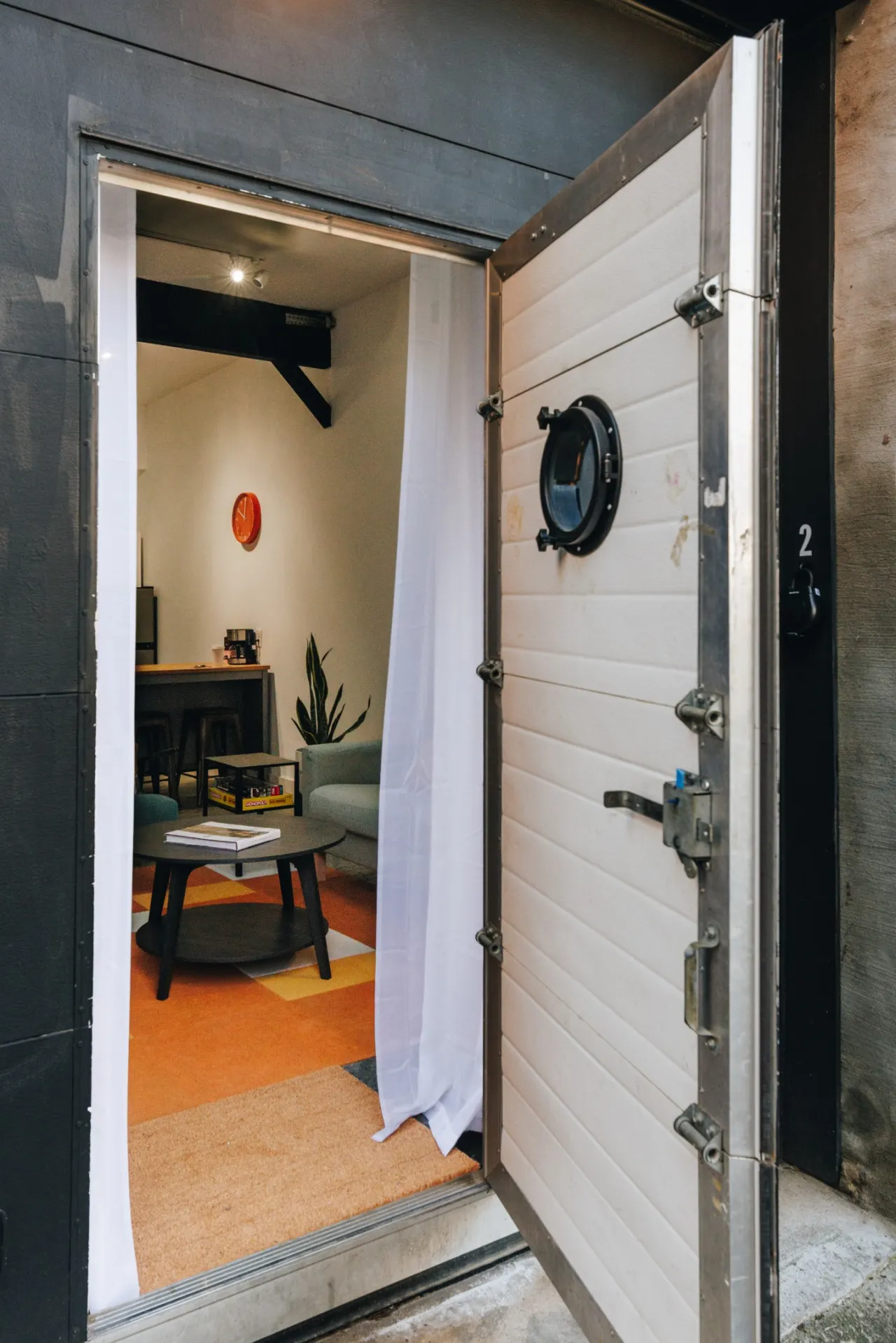 Stylish Artist Loft, Steps from TQL Stadium 14