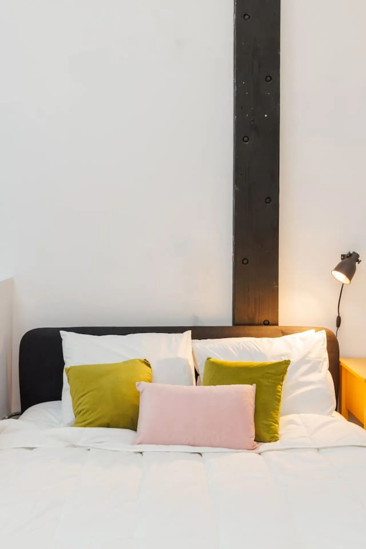 Stylish Artist Loft, Steps from TQL Stadium 8