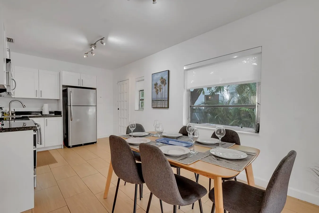 Gated Charming Home next to the Design District 6