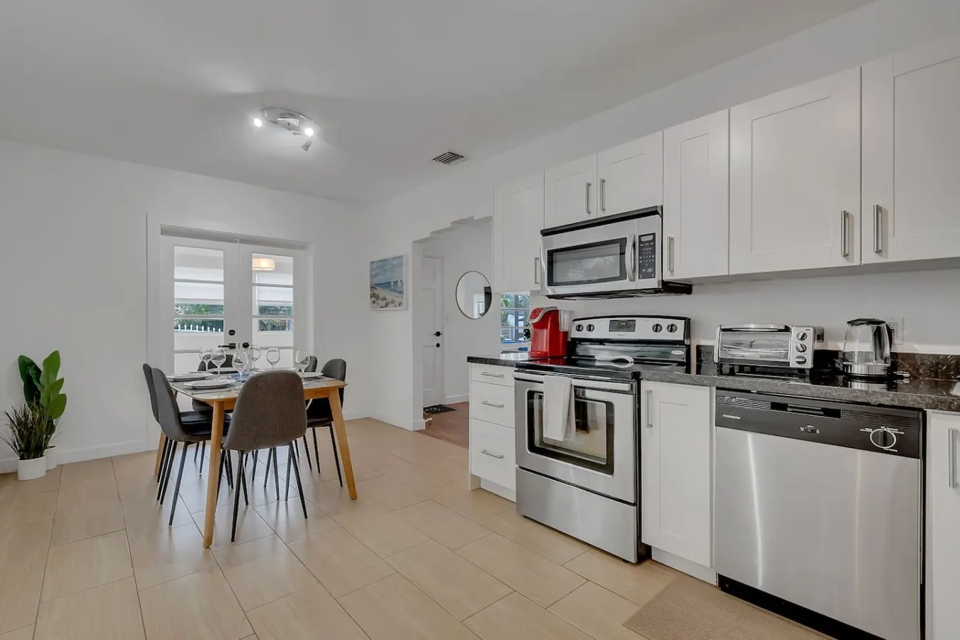 Gated Charming Home next to the Design District 7