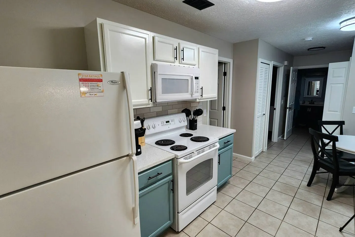 5926- Updated 2BR Duplex 4 Blocks to Beach-Sleeps6 11