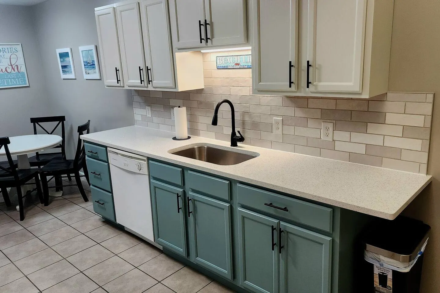 5926- Updated 2BR Duplex 4 Blocks to Beach-Sleeps6 15