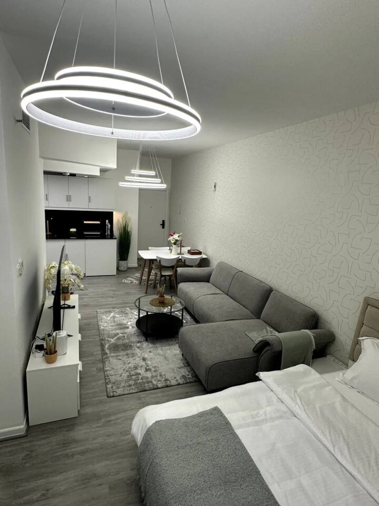 Dubai Marina - Huge Luxury Studio Apartment 11
