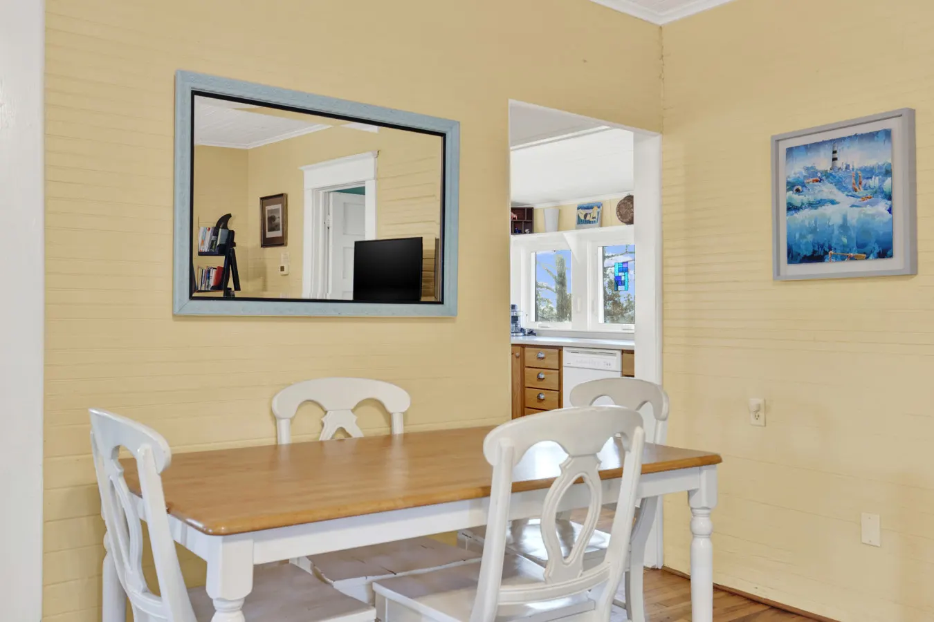 Chimney Pot Cottage - 2bed 2bath Waterfront with Dock 13