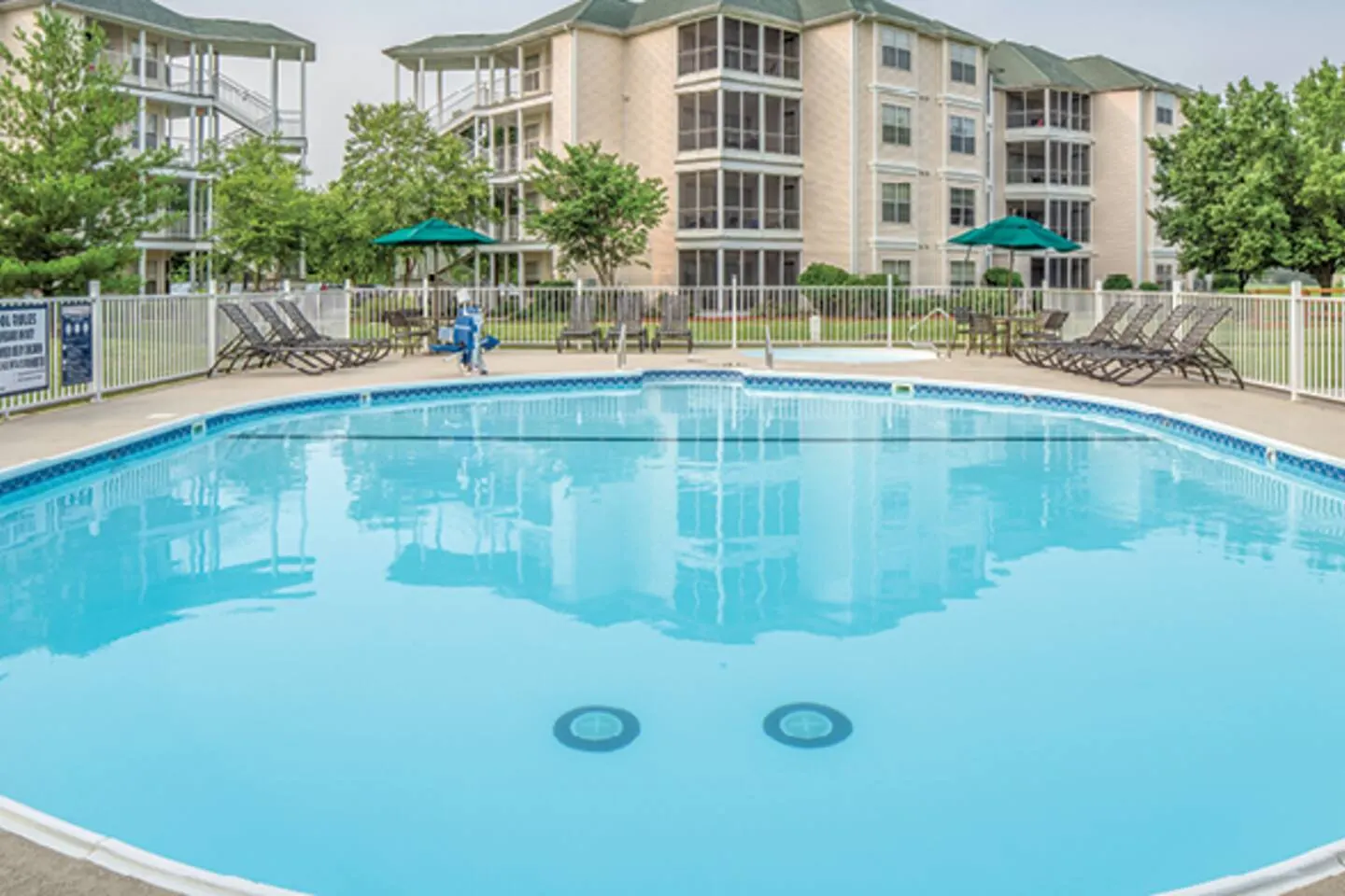 Smoke Ok/Indoor Pool/Hot Tub/Mini Golf/Full Resort 3