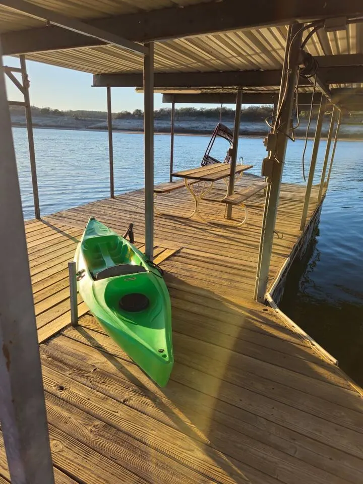 Lakefront Dock, Pool, Hot Tub, Game Room, Park 17