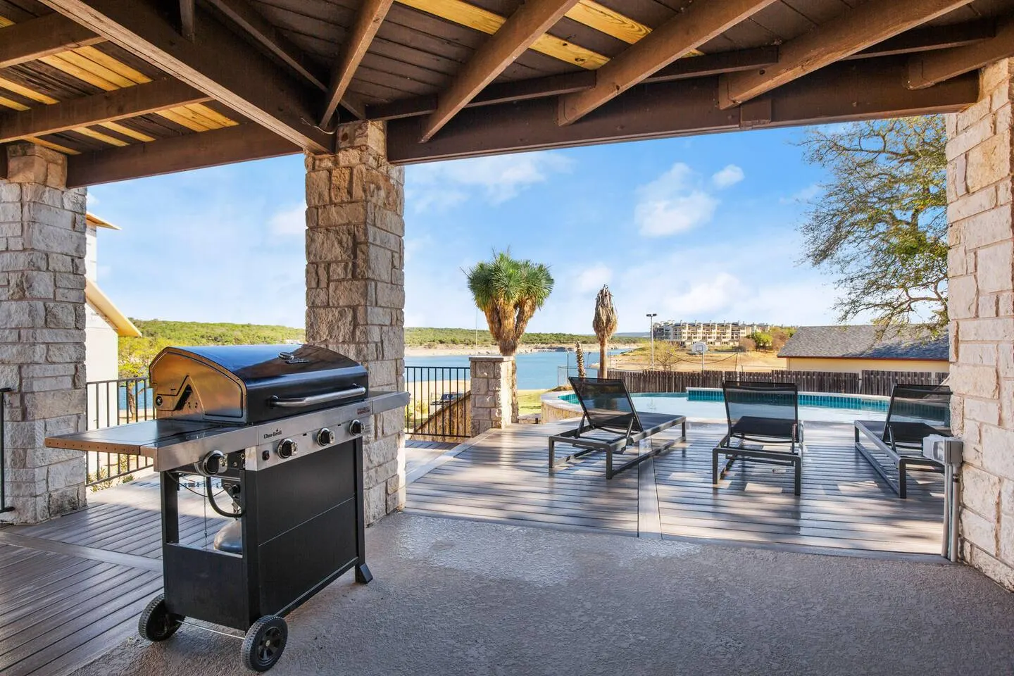 Lakefront Dock, Pool, Hot Tub, Game Room, Park 4