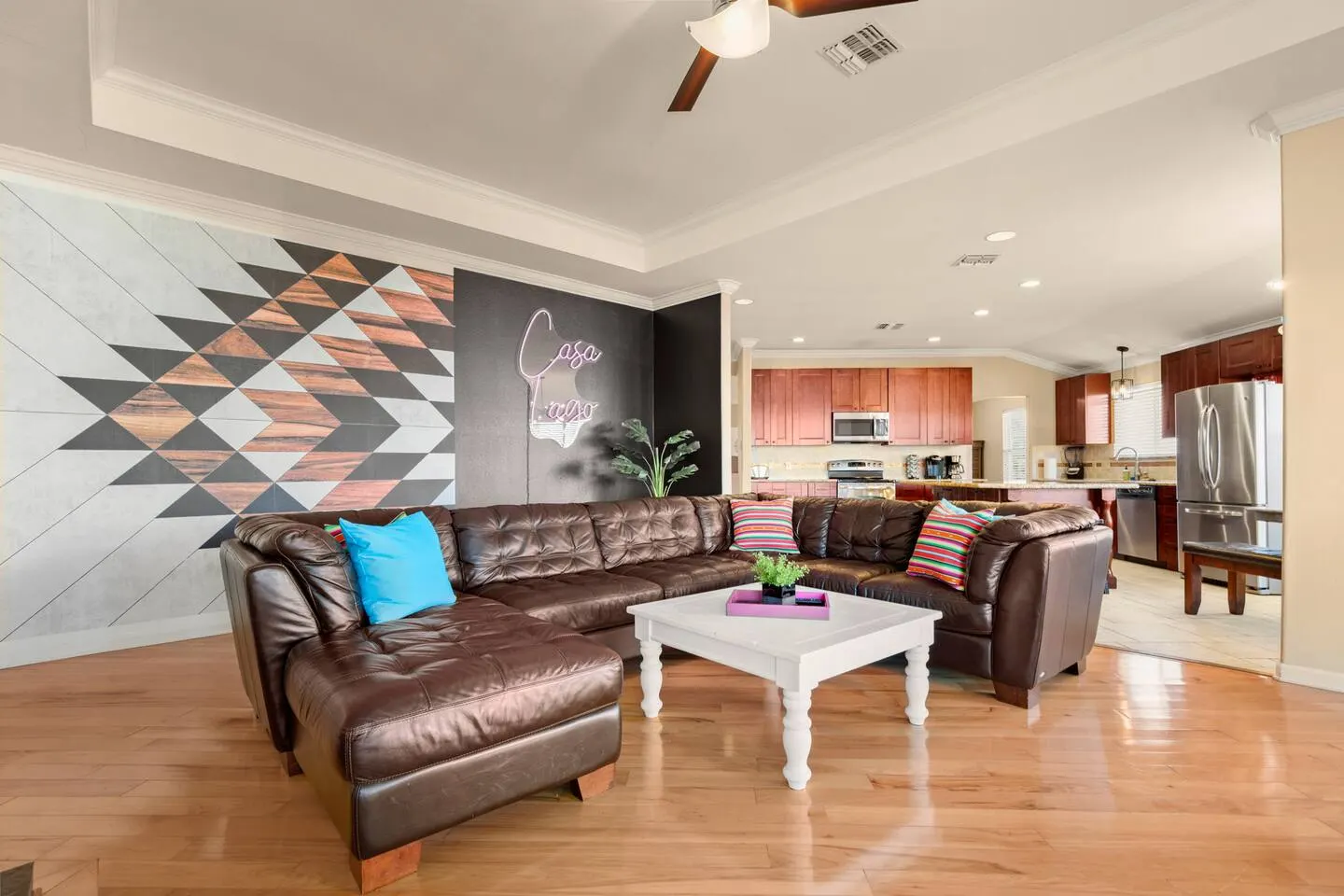 Lakefront Dock, Pool, Hot Tub, Game Room, Park 8