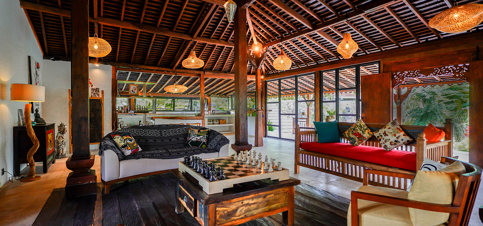 Beautiful Joglo Villa Surround by Ricefield 16