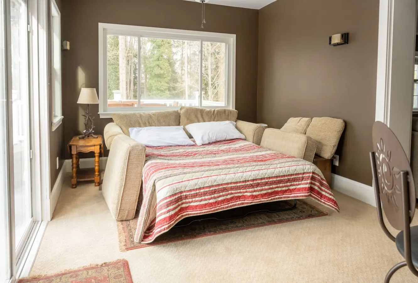 Seven Oaks Estate 18