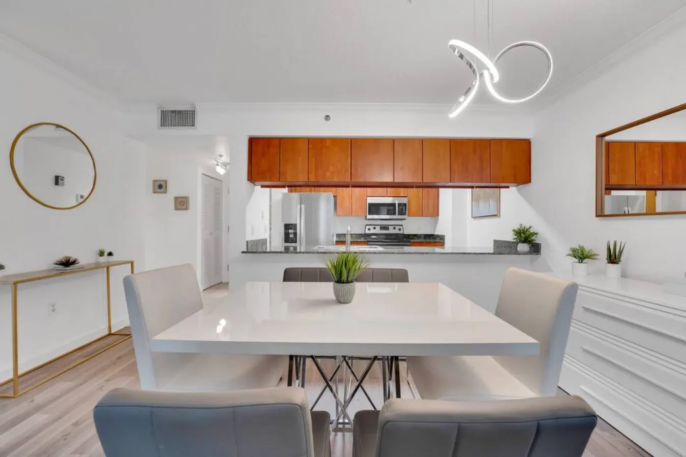 Impressive Unit in the heart of Brickell W Parking 11