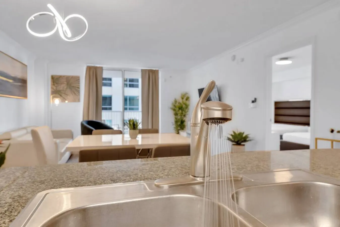Impressive Unit in the heart of Brickell W Parking 17