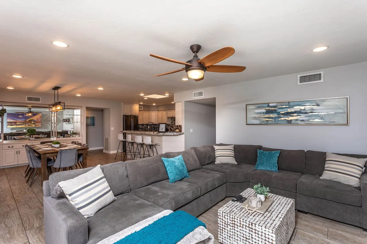 Havasu Viejo - Pool, Spa, Game Room, Fire Pit 9