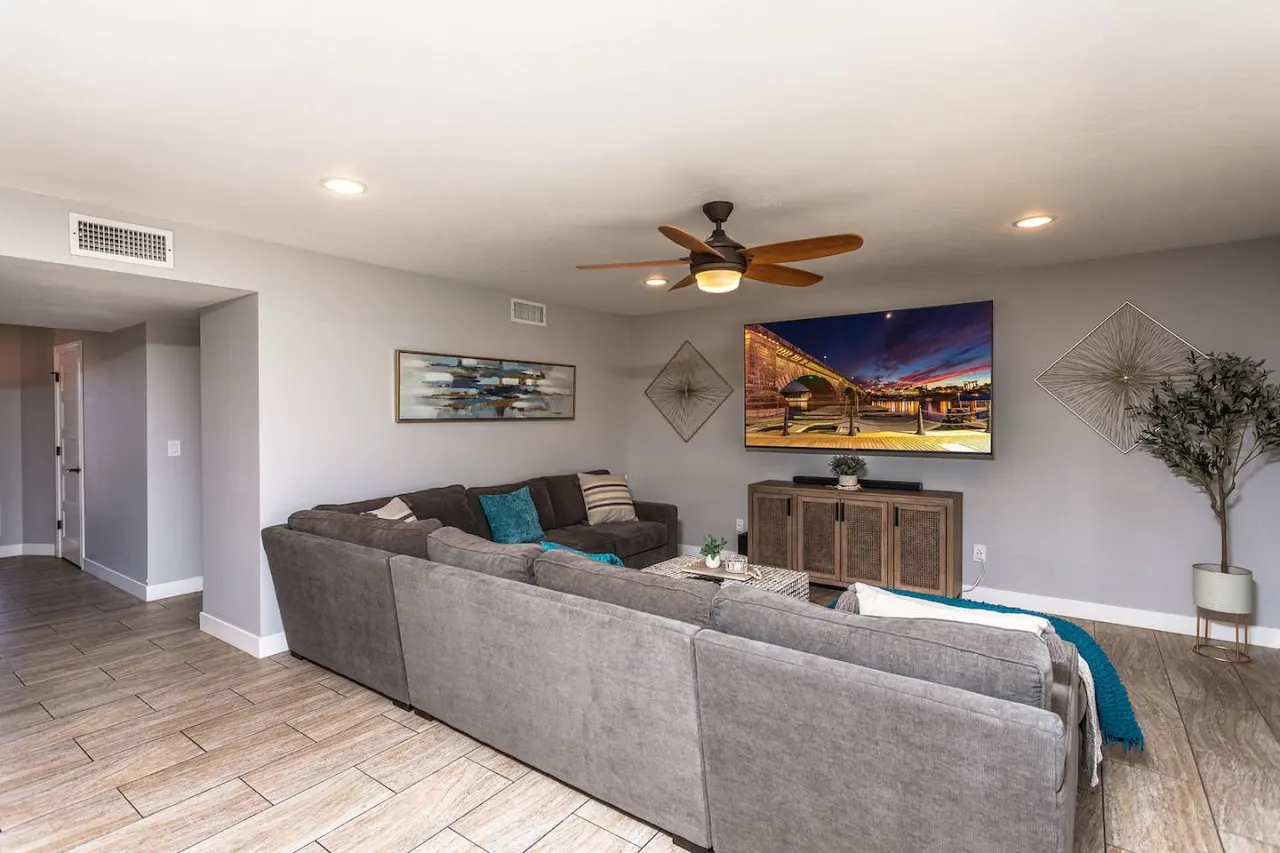 Havasu Viejo - Pool, Spa, Game Room, Fire Pit 10
