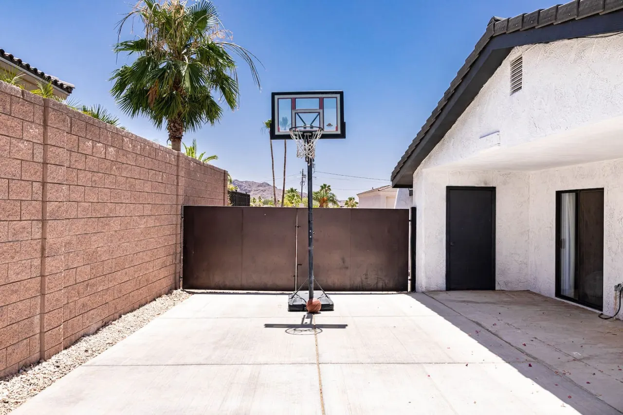 Havasu Viejo - Pool, Spa, Game Room, Fire Pit — photo 4