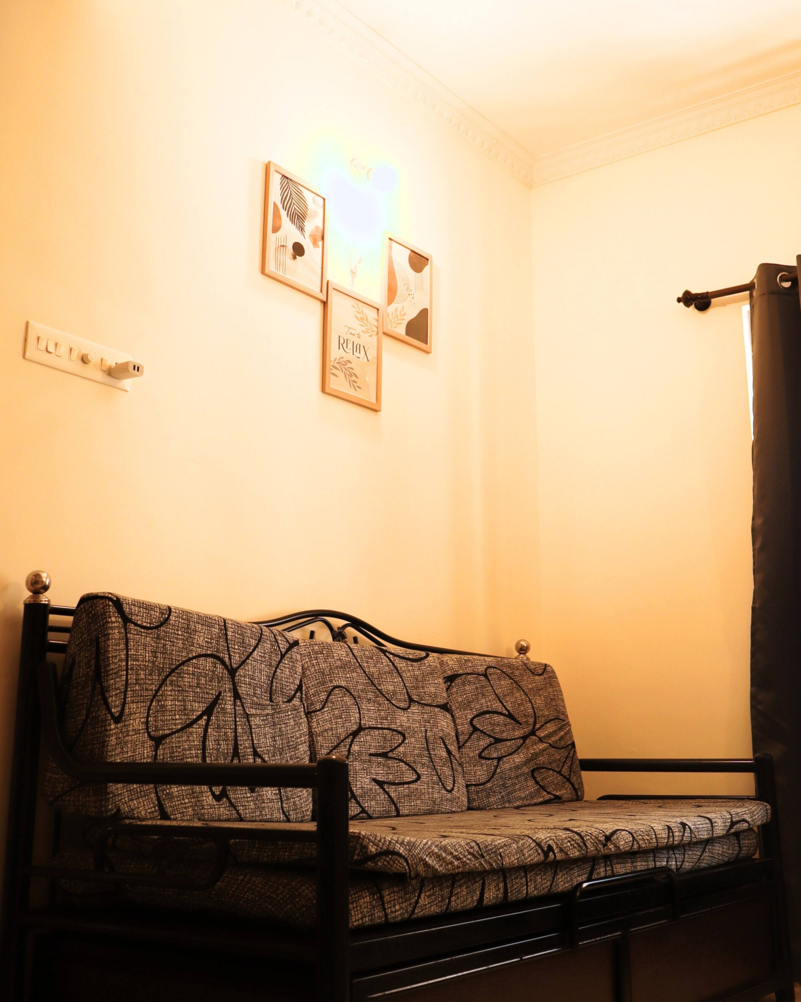 Beach-Close Living at Candolim |1BHK- Niksh Stays 8