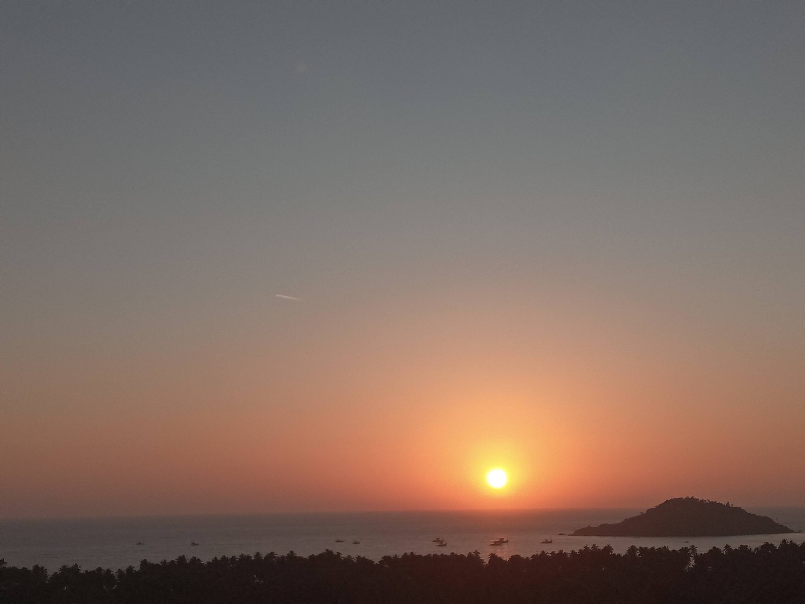 Oceanview 1 BR dplx w/POOL | Sunset Loft-Palolem 34