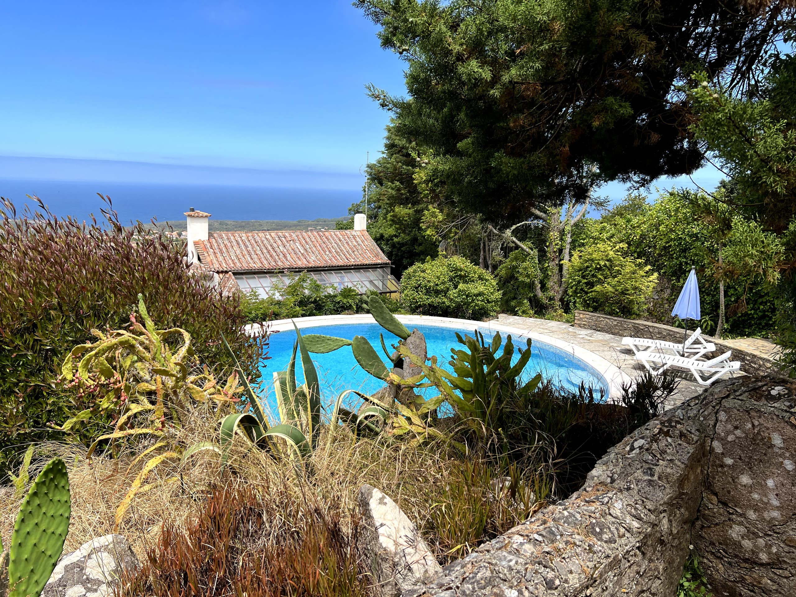 Casa do Celeiro (architect/artist house) 2