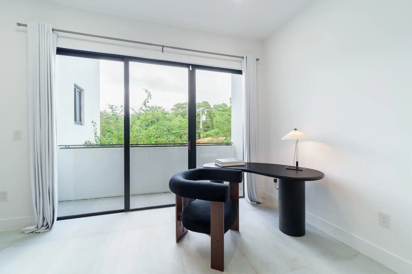 Casablanca 3BR 4BA for 8 Private Pool, Outdoor Dining, Grill, Billiards & More Coconut Grove, Miami 15