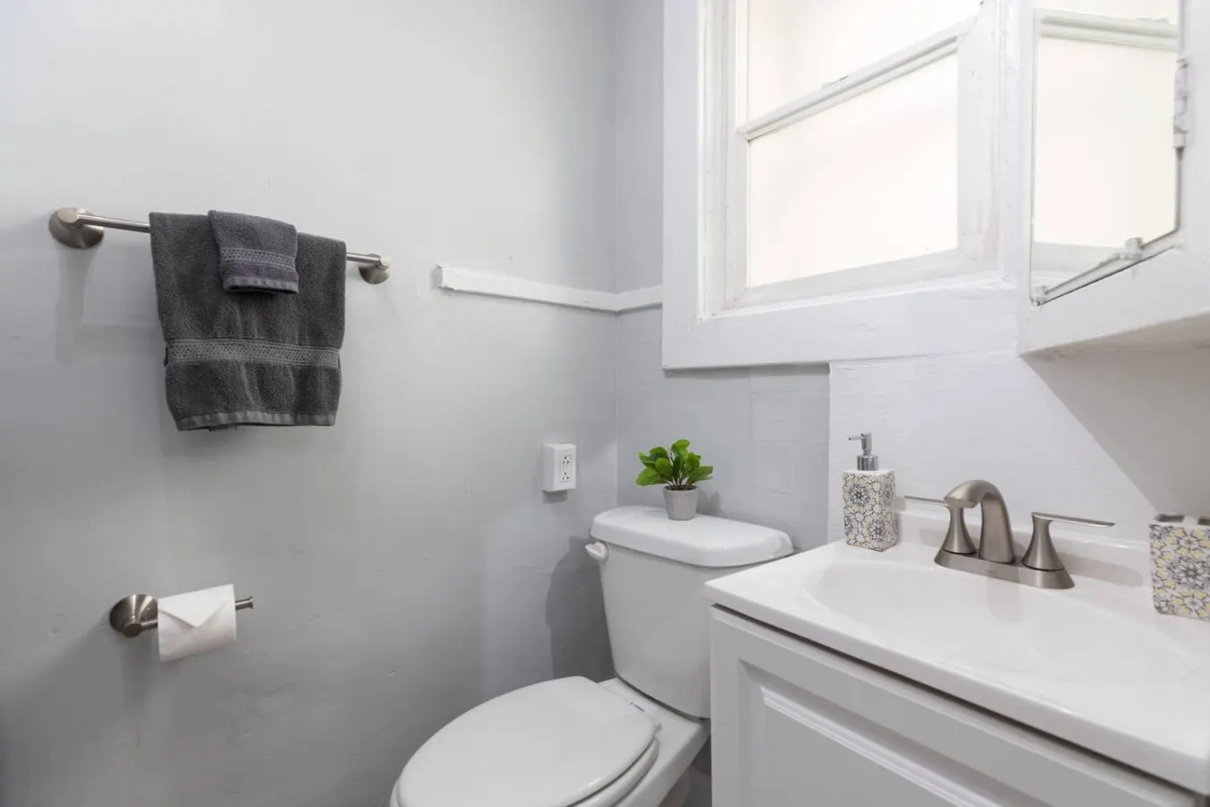 Downtown Salt Lake City Vacation Rental 1BR Apartment Near Temple Square & Trax! 13