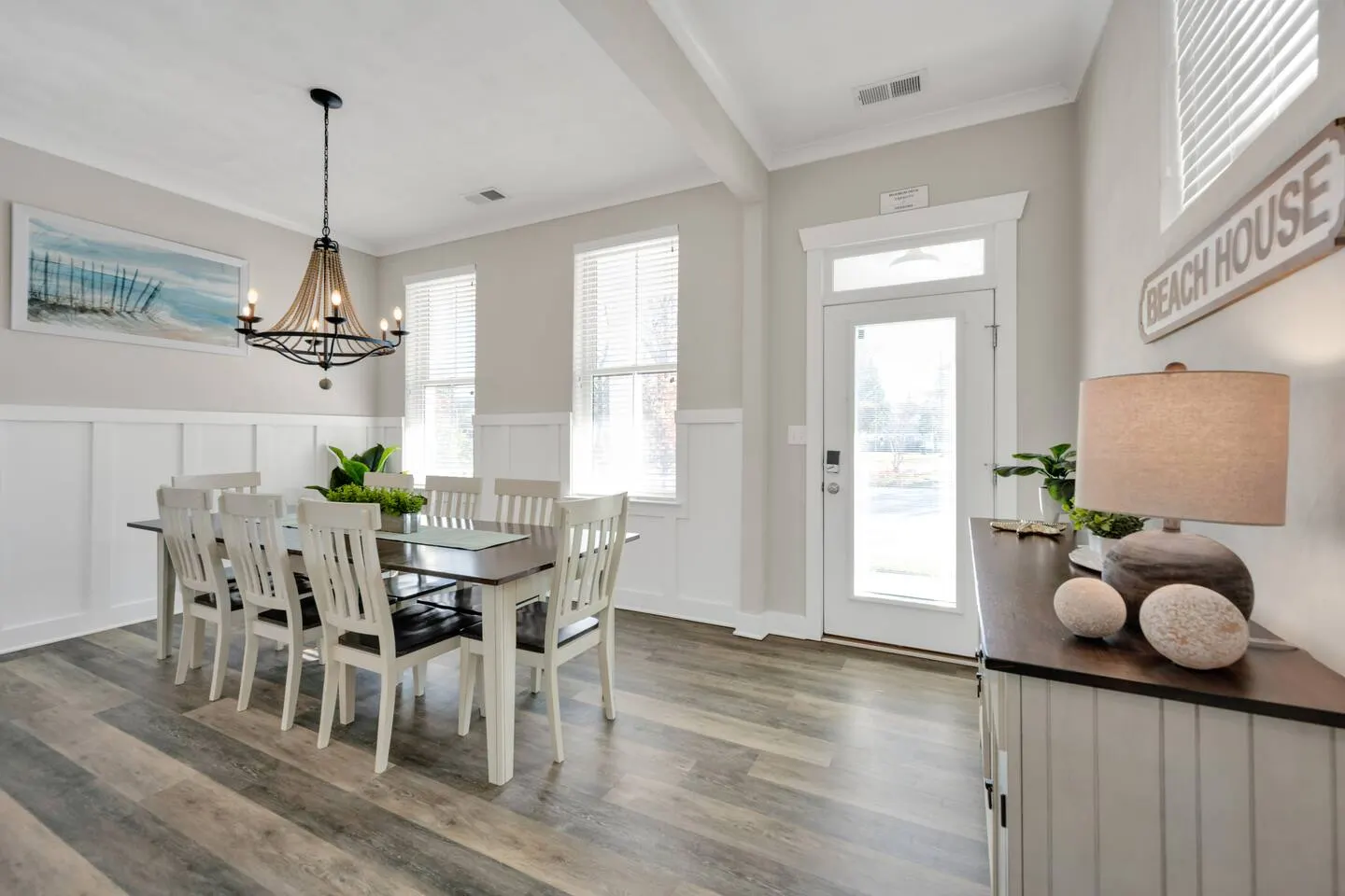 Coastal 4BR Walk To Boardwalk & Beach 2