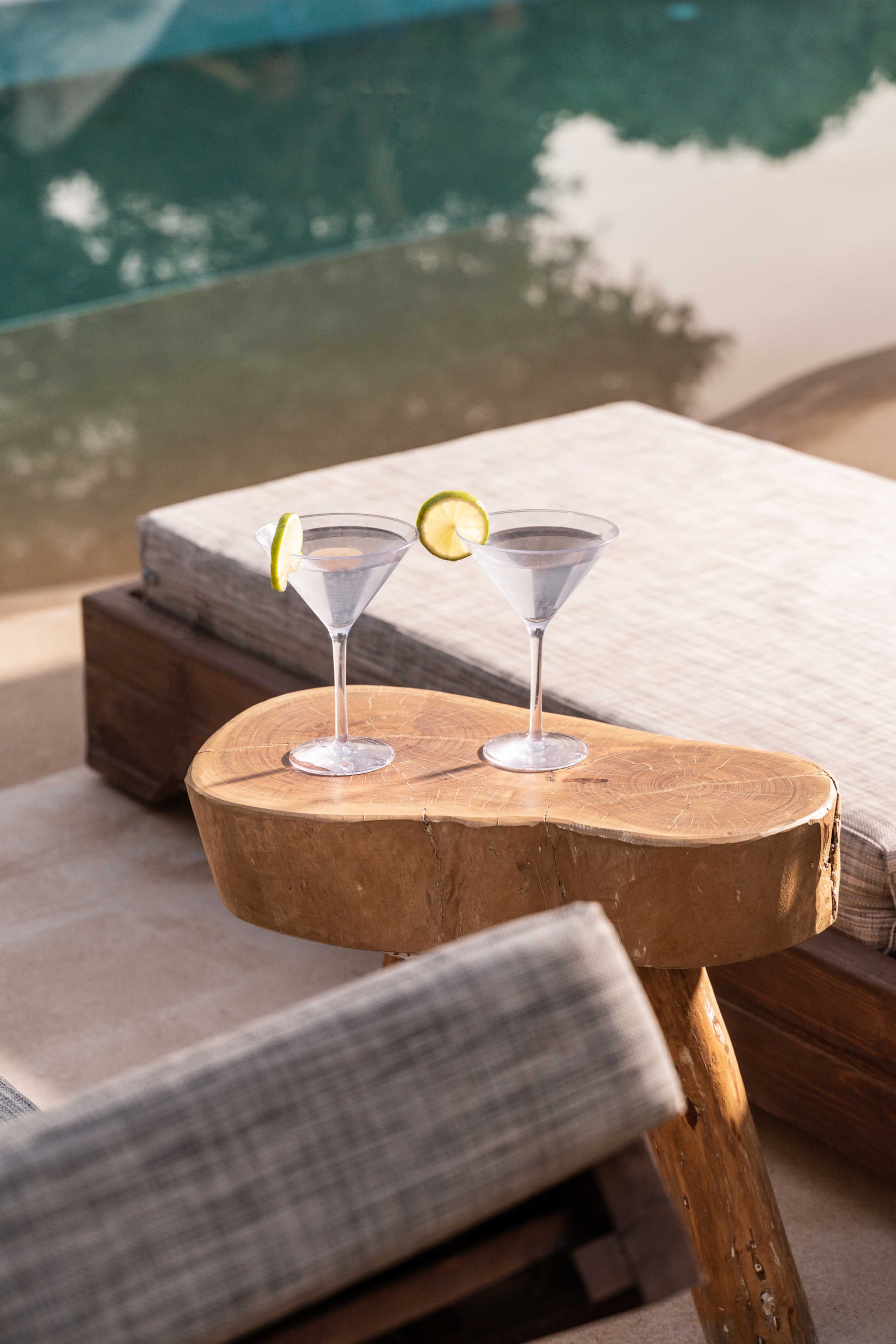 Tagoo studios mykonos 12 19