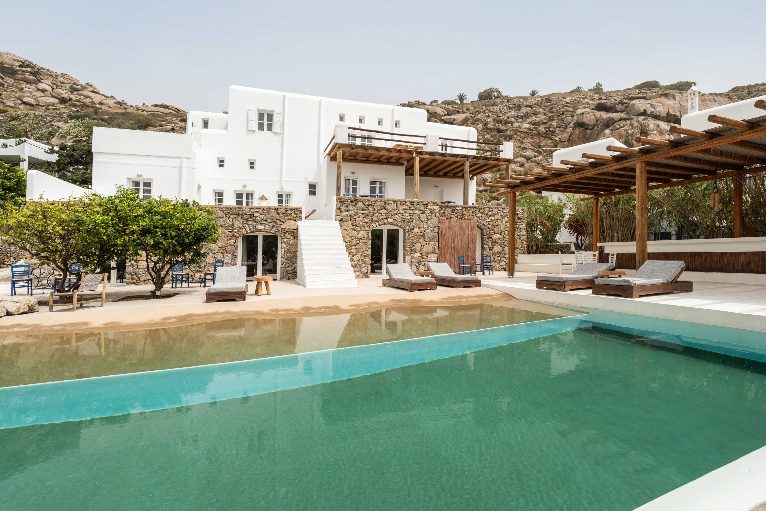 Tagoo studios mykonos 12 14