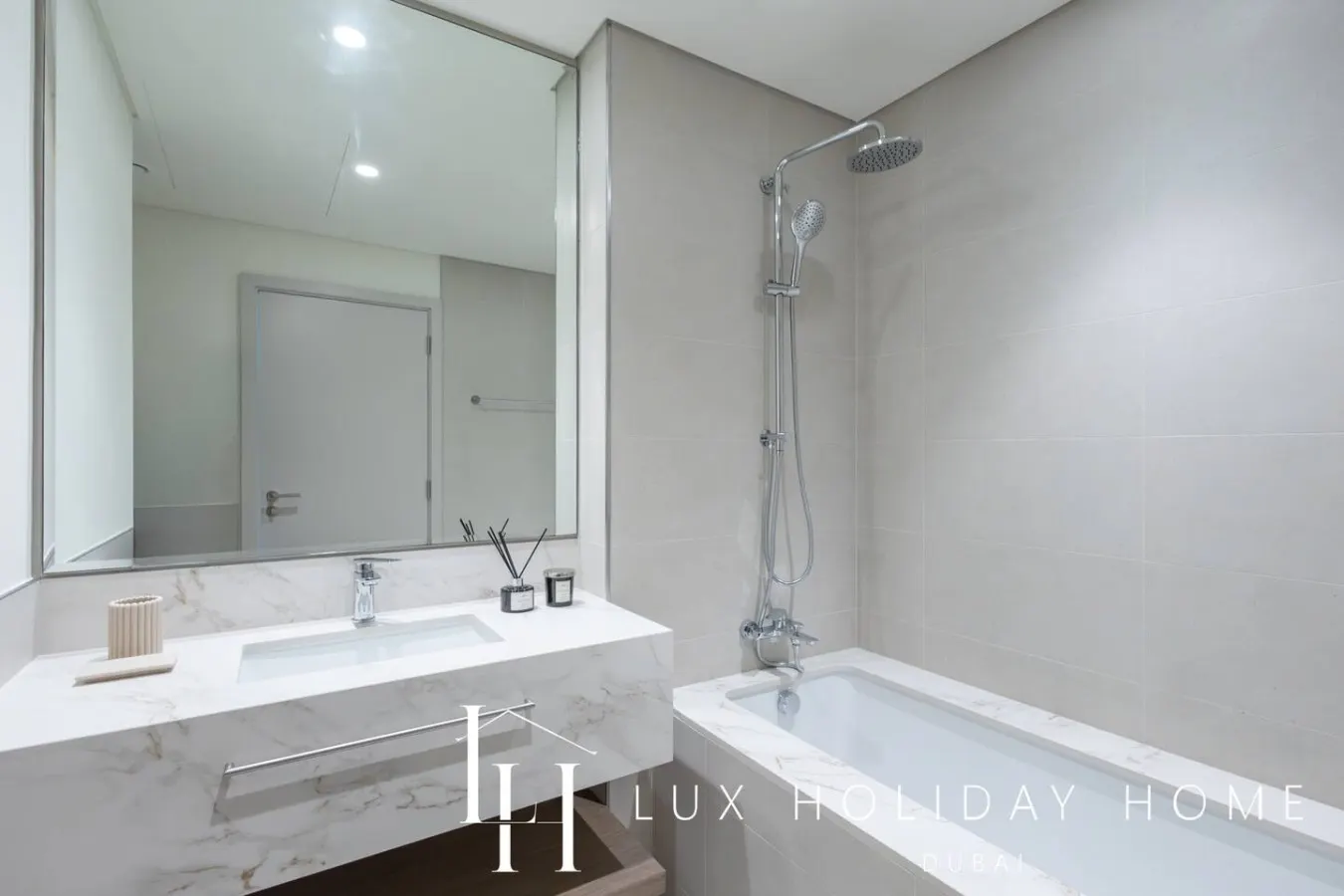LUX The Beach Mansion Sea View Suite 6 18