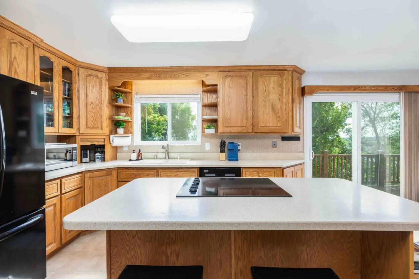 Perfect Farmington Family Home -Hot Tub, Large Deck and View - close to Lagoon! 12