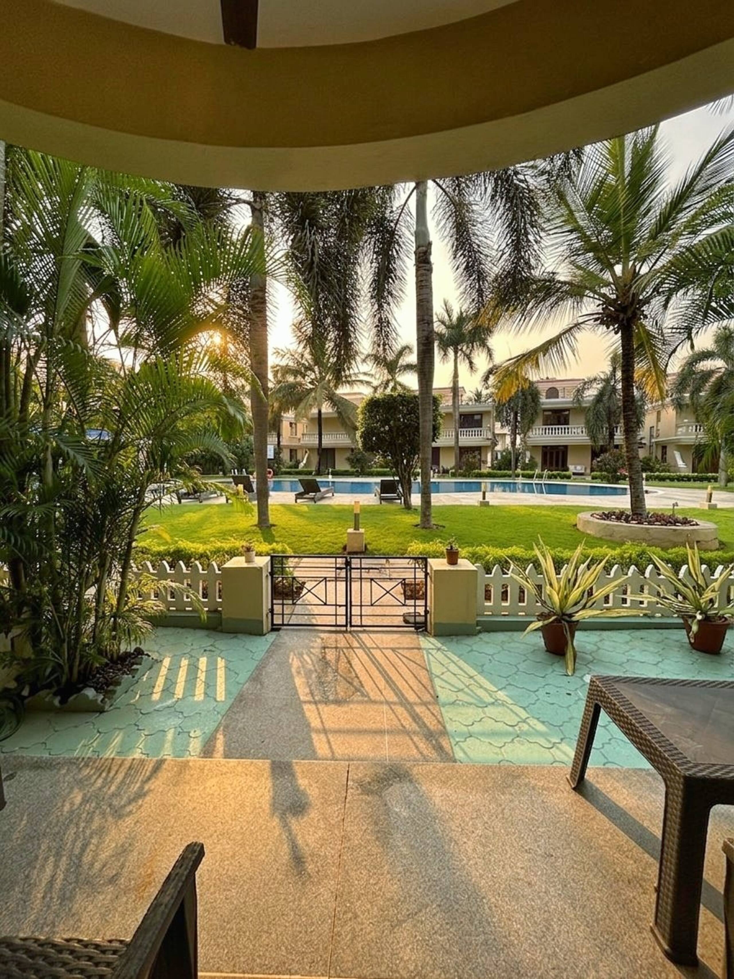 Poolside 2BHK Row House in Benaulim, Goa — photo 4
