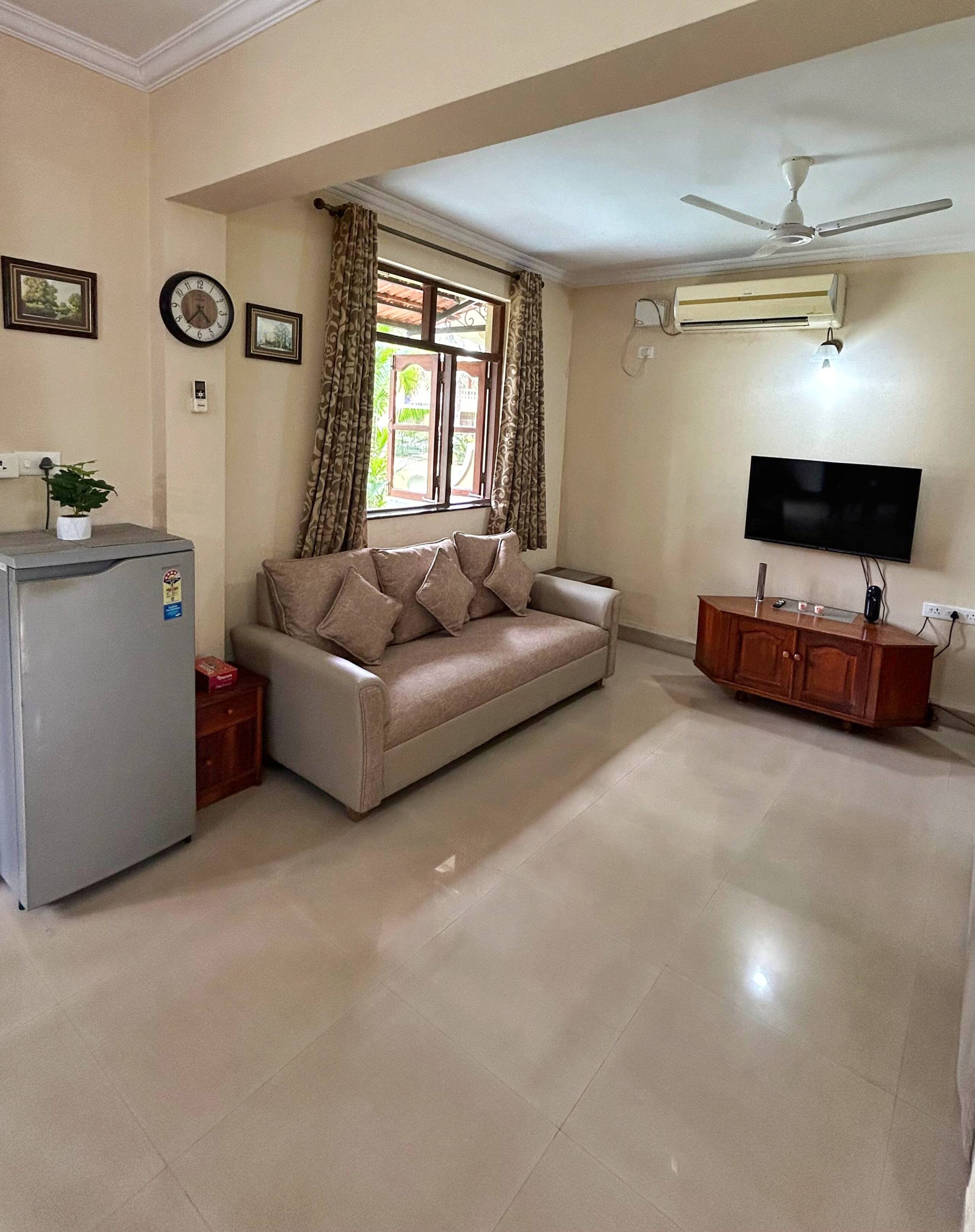 Poolside 2BHK Row House in Benaulim, Goa 9