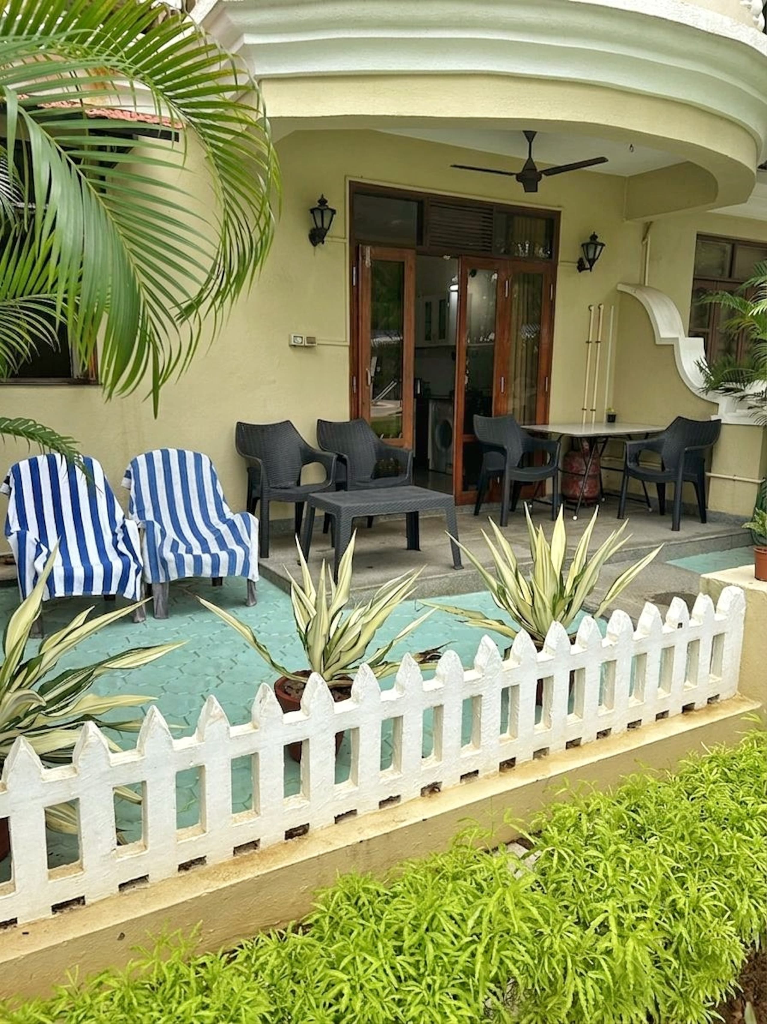 Poolside 2BHK Row House in Benaulim, Goa 6