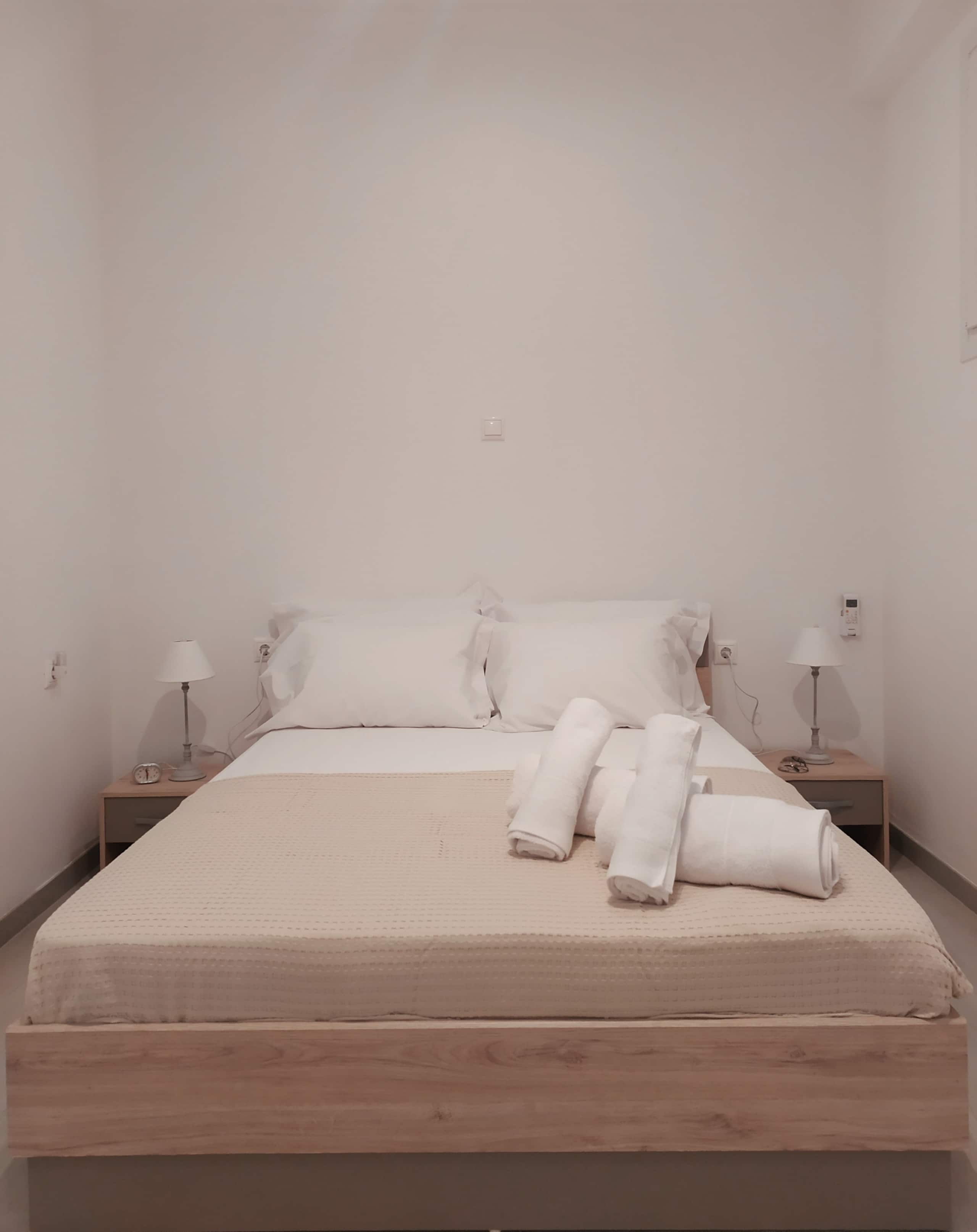 White Alley Apartment at Mykonos Center 8