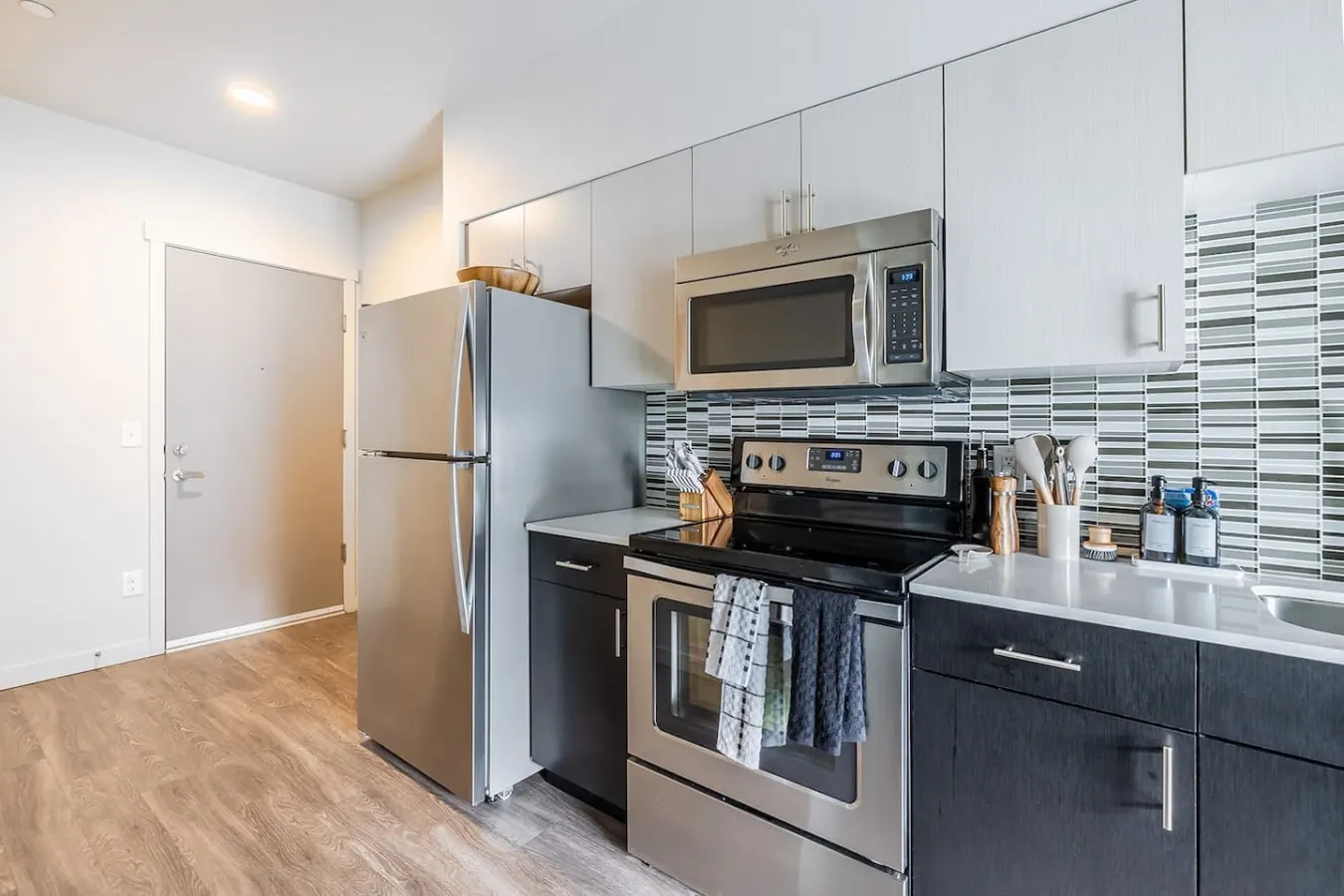 The Astra Suite Pioneer Sq Gem 10