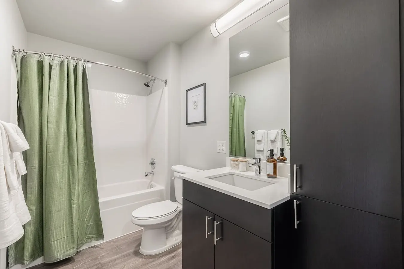The Astra Suite Pioneer Sq Gem 17