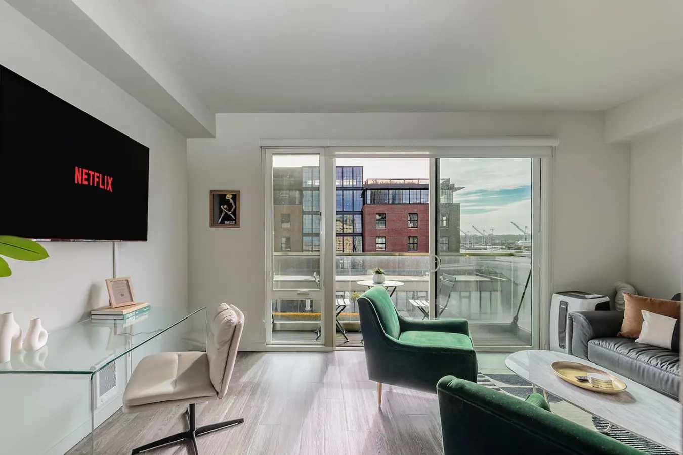 The Astra Suite Pioneer Sq Gem 6