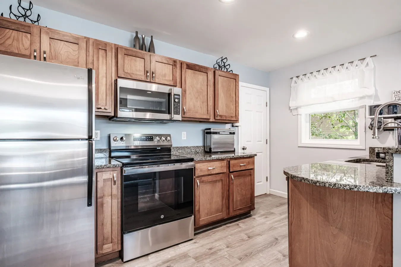 Calm Waters- a Newly Renovated Home on Sebago 11