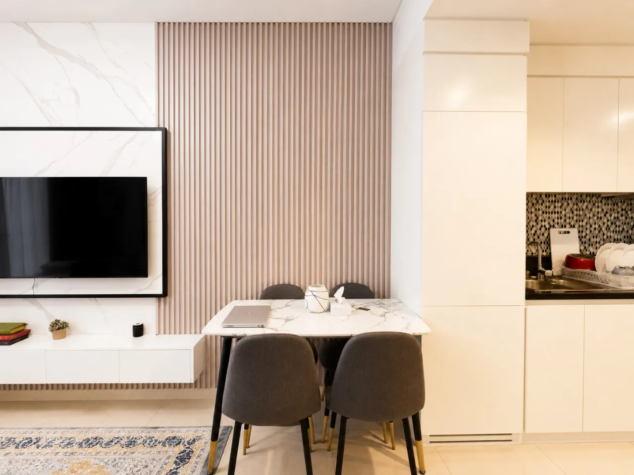 Dream Shoma -Cozy Studio In Business Bay 11