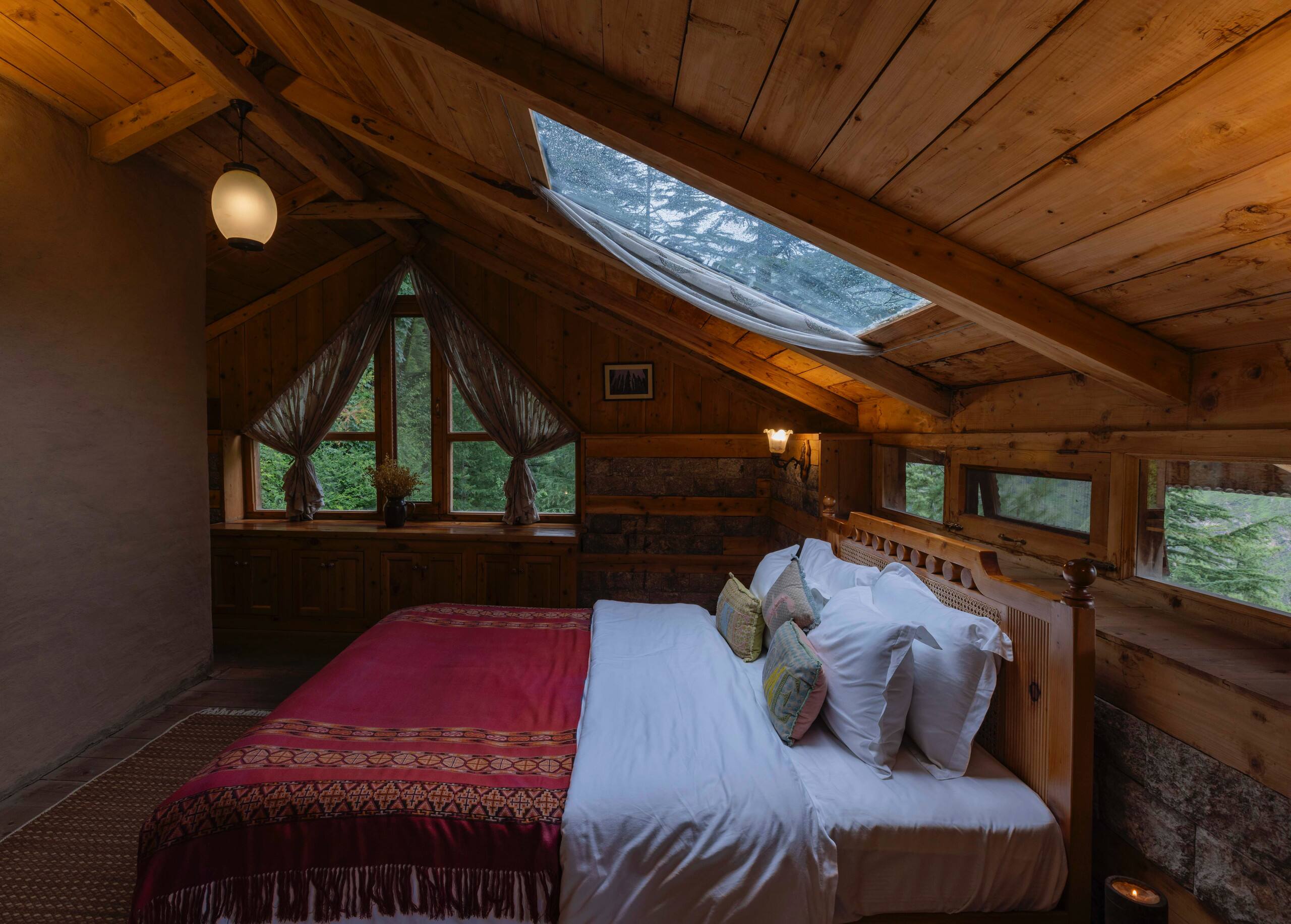 Wood House - Kudrat-A Boutique Homestay in Tirthan 16