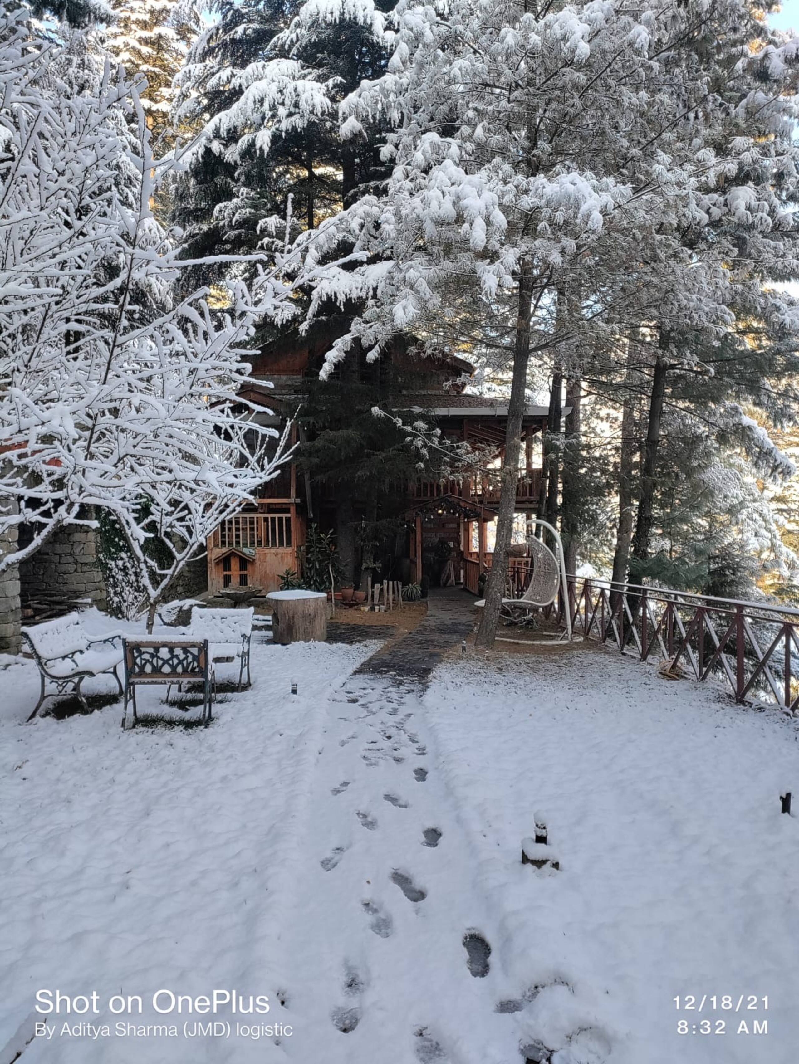 Wood House - Kudrat-A Boutique Homestay in Tirthan 37