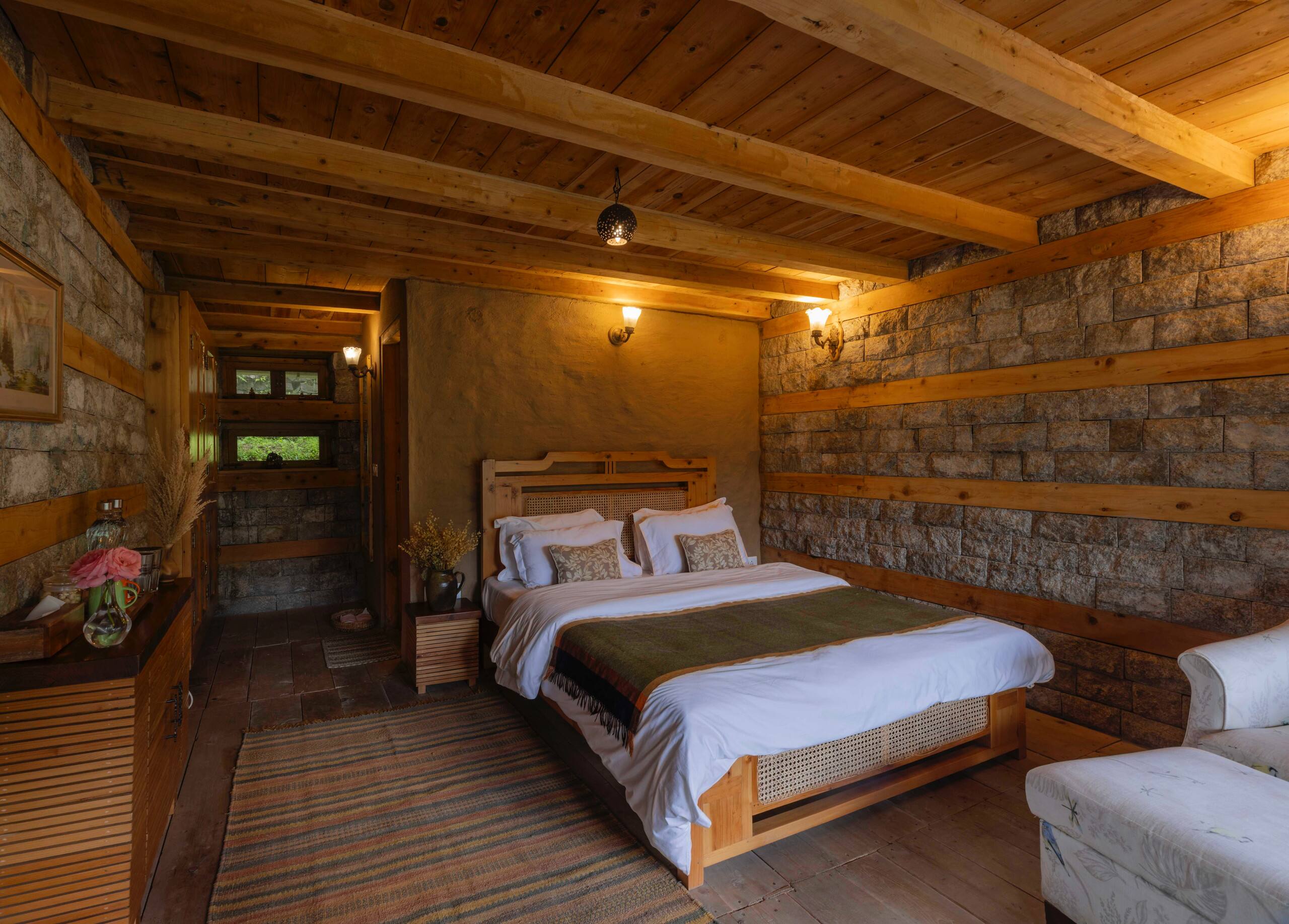 Wood House - Kudrat-A Boutique Homestay in Tirthan 19