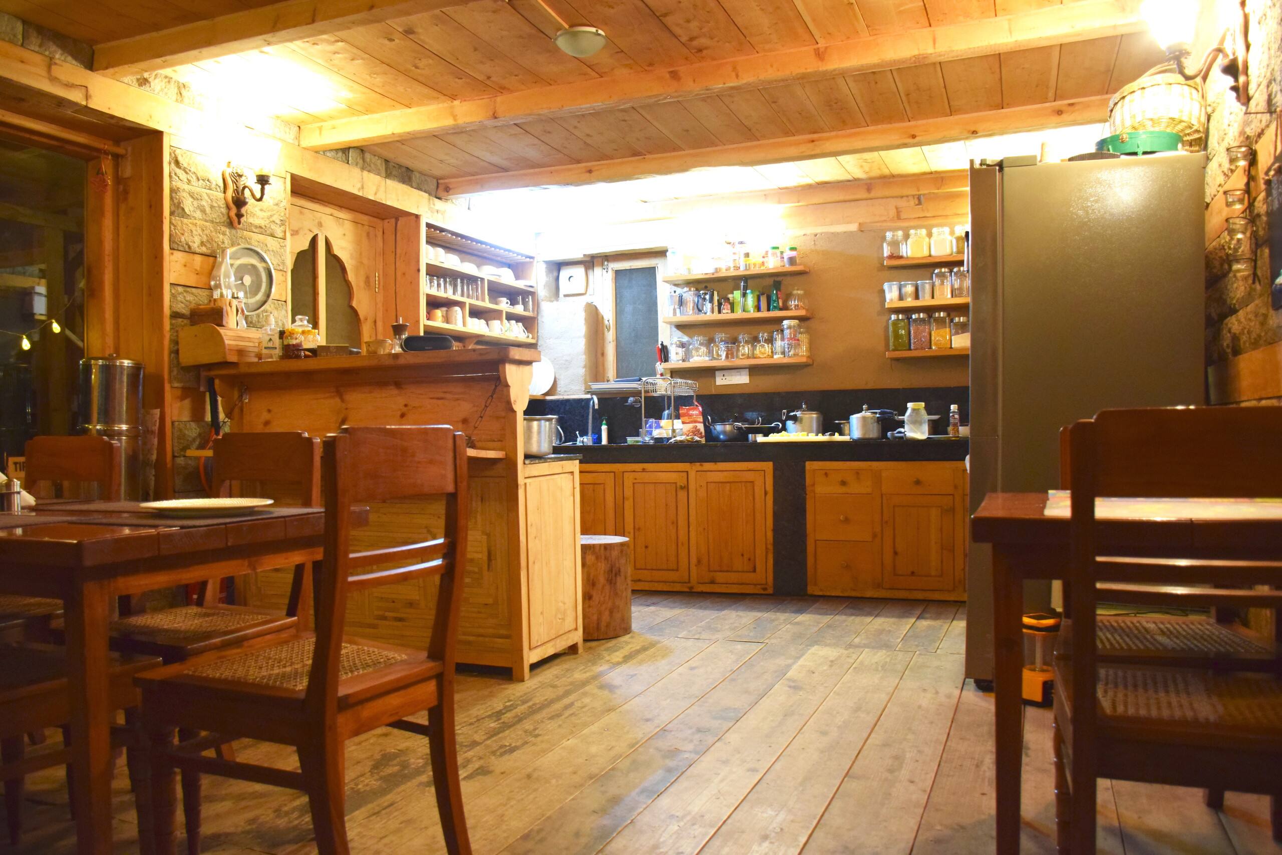 Wood House - Kudrat-A Boutique Homestay in Tirthan 15
