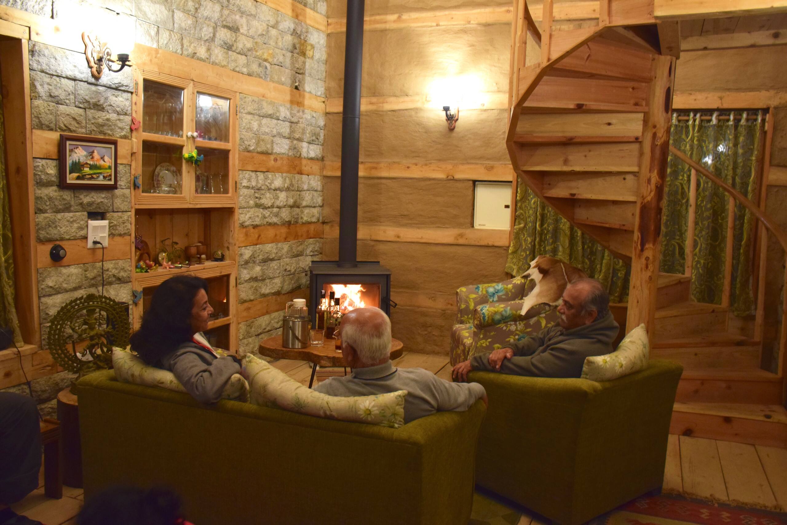 Wood House - Kudrat-A Boutique Homestay in Tirthan 9