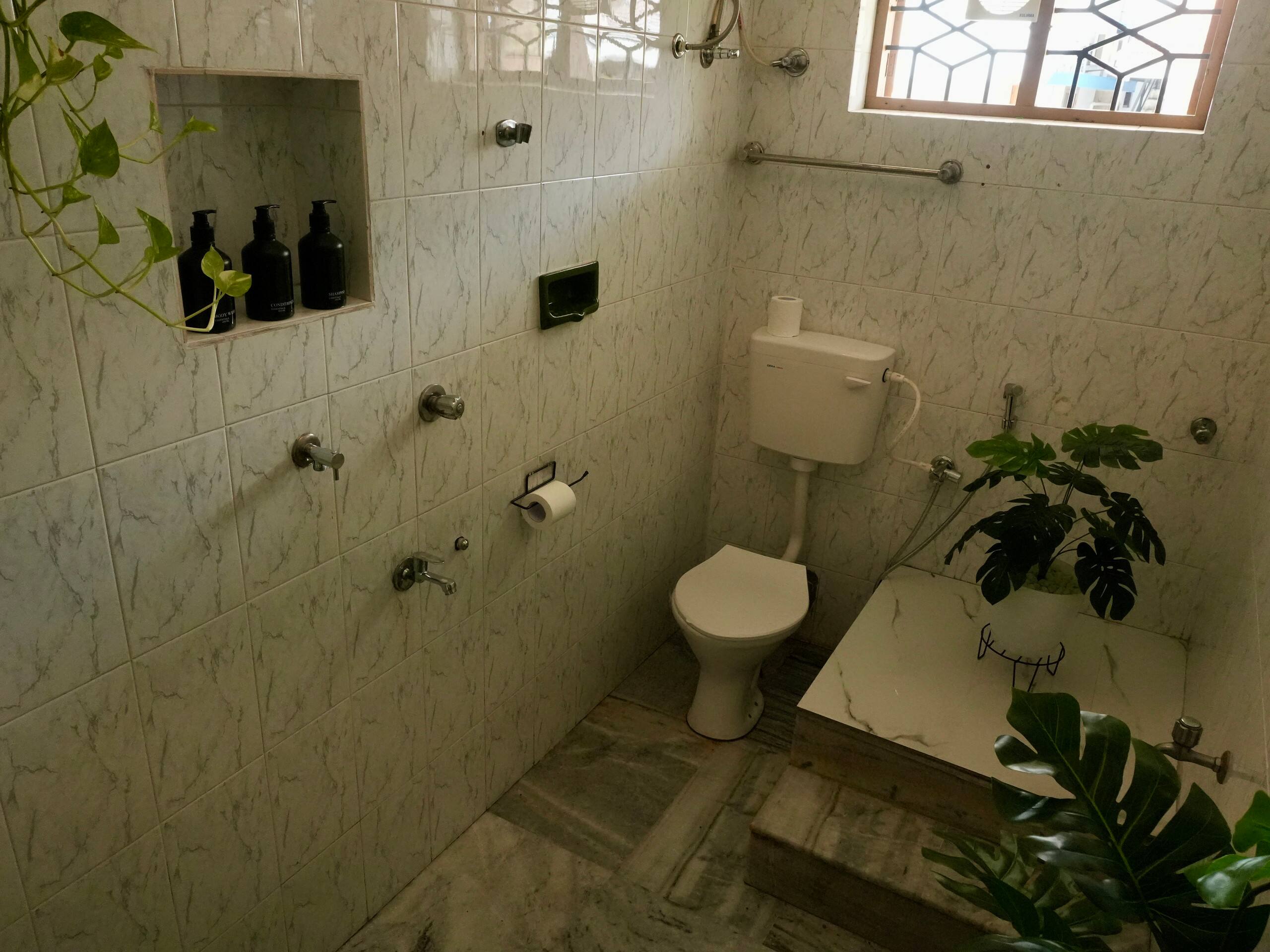 Cocotree Inn | A Spacious 1st Floor 2BHK, Kochi 28