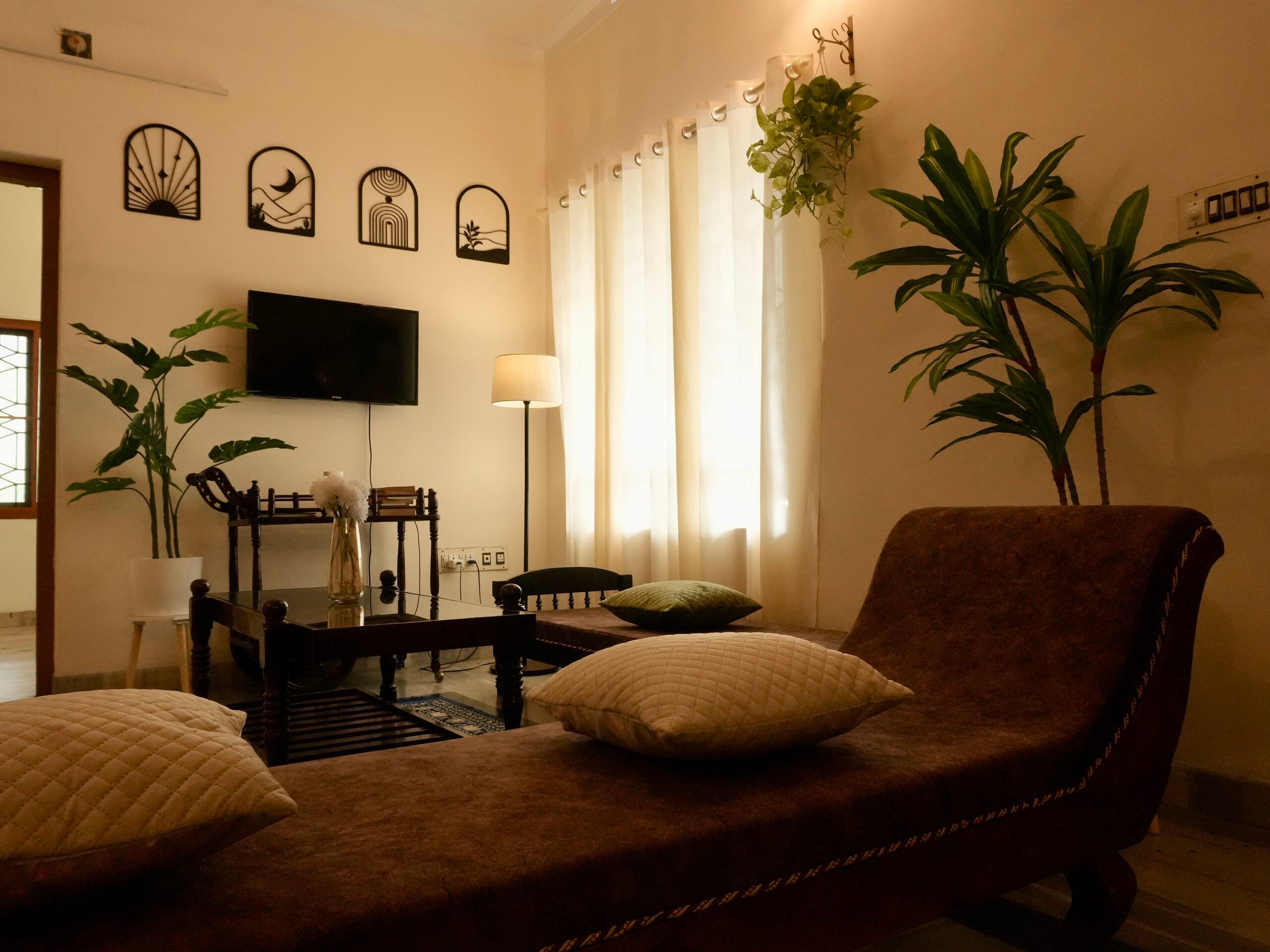 Cocotree Inn | A Spacious 1st Floor 2BHK, Kochi 8