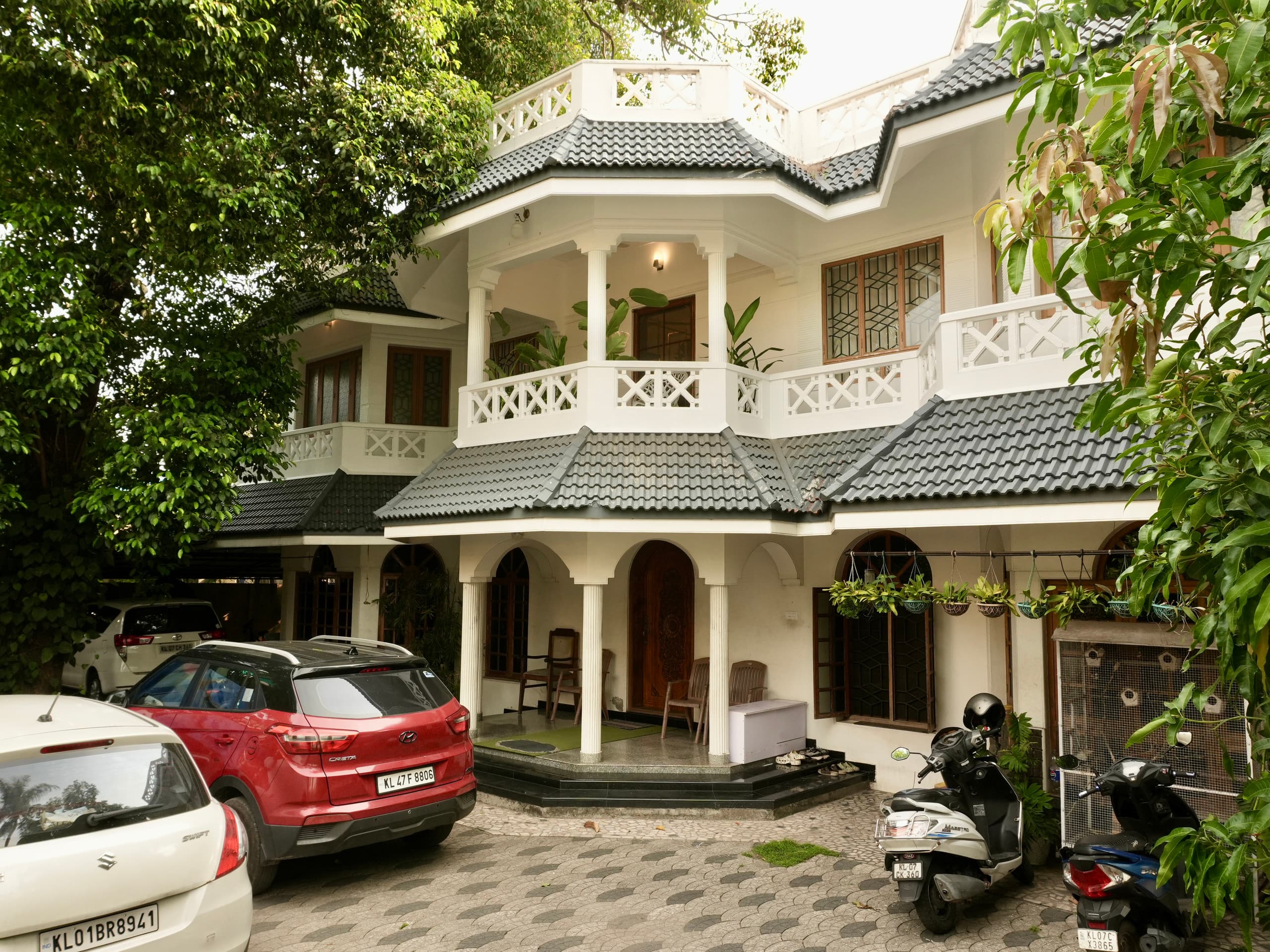Cocotree Inn | A Spacious 1st Floor 2BHK, Kochi
