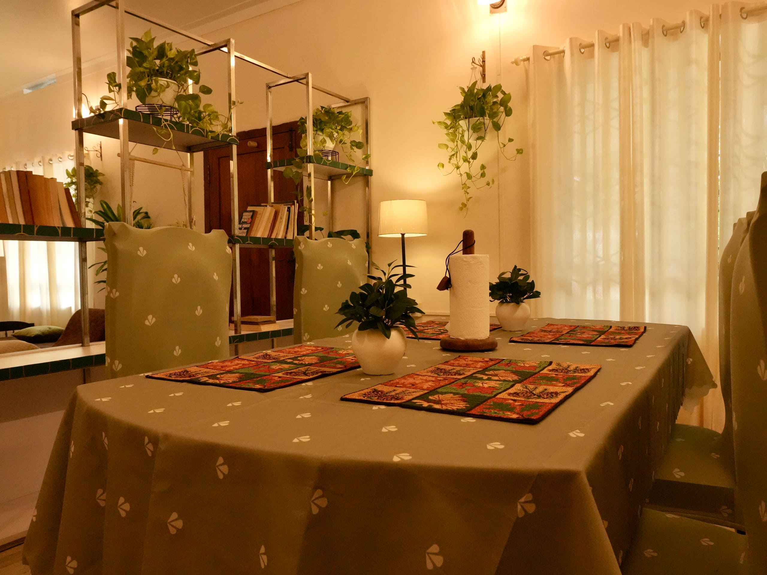 Cocotree Inn | A Spacious 1st Floor 2BHK, Kochi 7